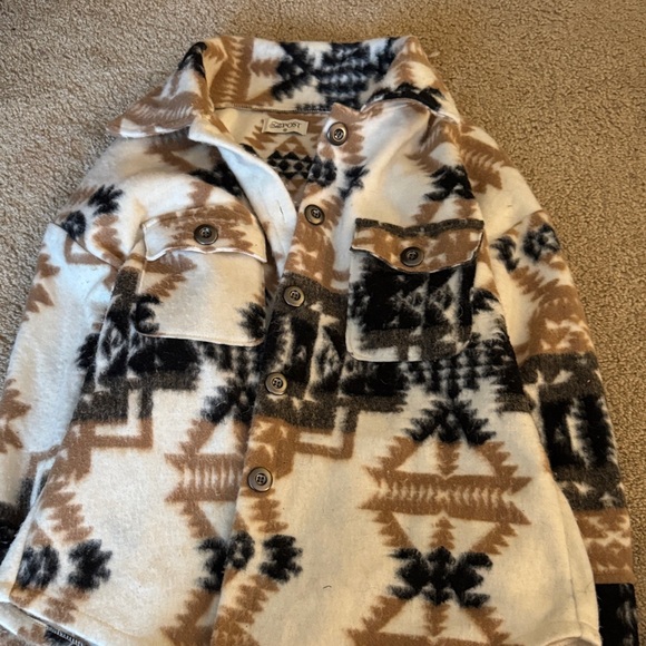 Geometric Patterned Button-Up Jacket - Picture 1 of 3